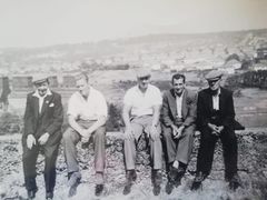 Power Station Construction workers at Fortune of War 1950s